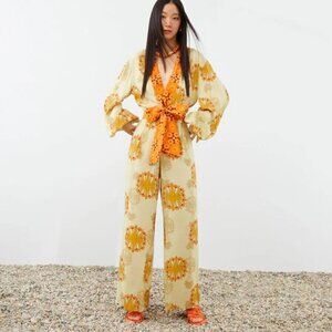 NEW Nocturne Armonioso Cream Floral Wide Leg Jumpsuit 36 / S​​​​​​​​​​